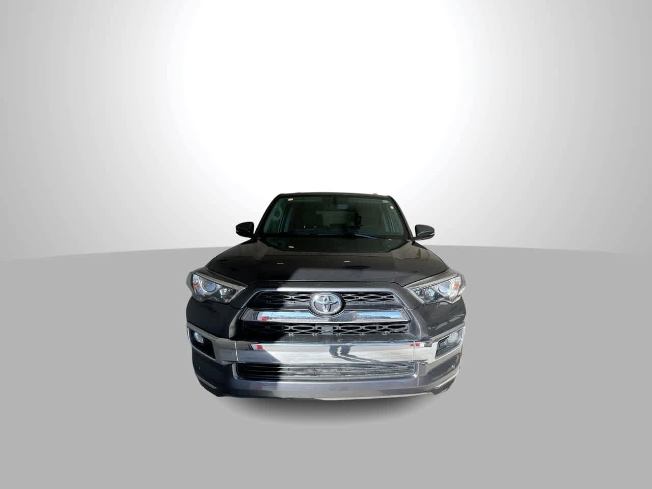 Thumbnail: 2019 Toyota 4Runner - 3