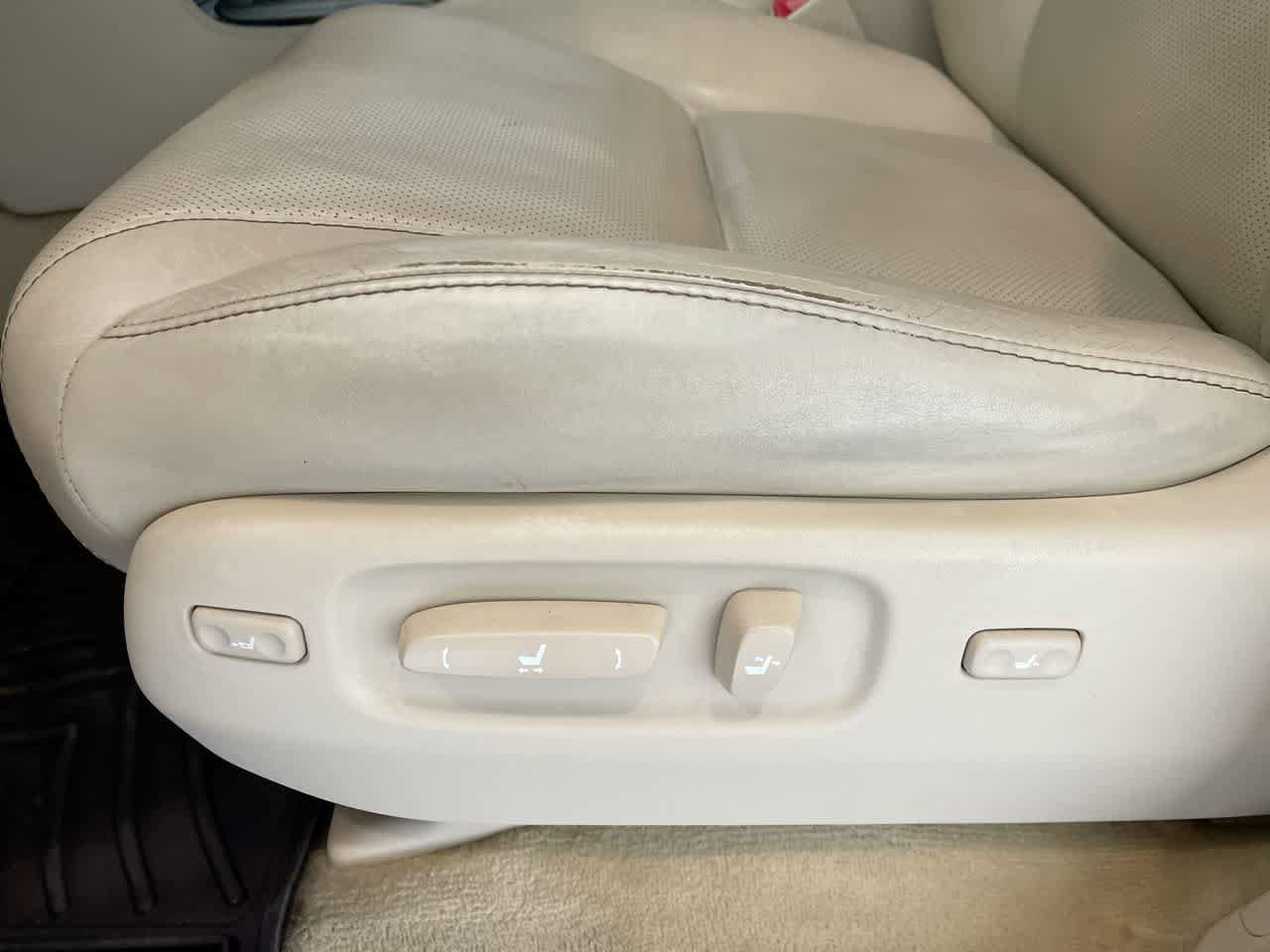 Thumbnail: 2015 Lexus LX - 12