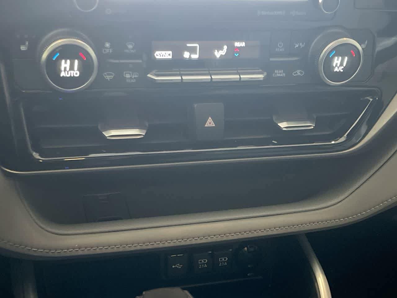 Thumbnail: 2020 Toyota Highlander - 19