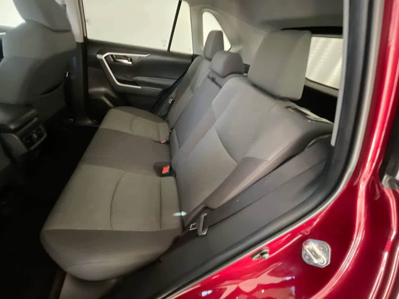 Thumbnail: 2022 Toyota RAV4 - 22