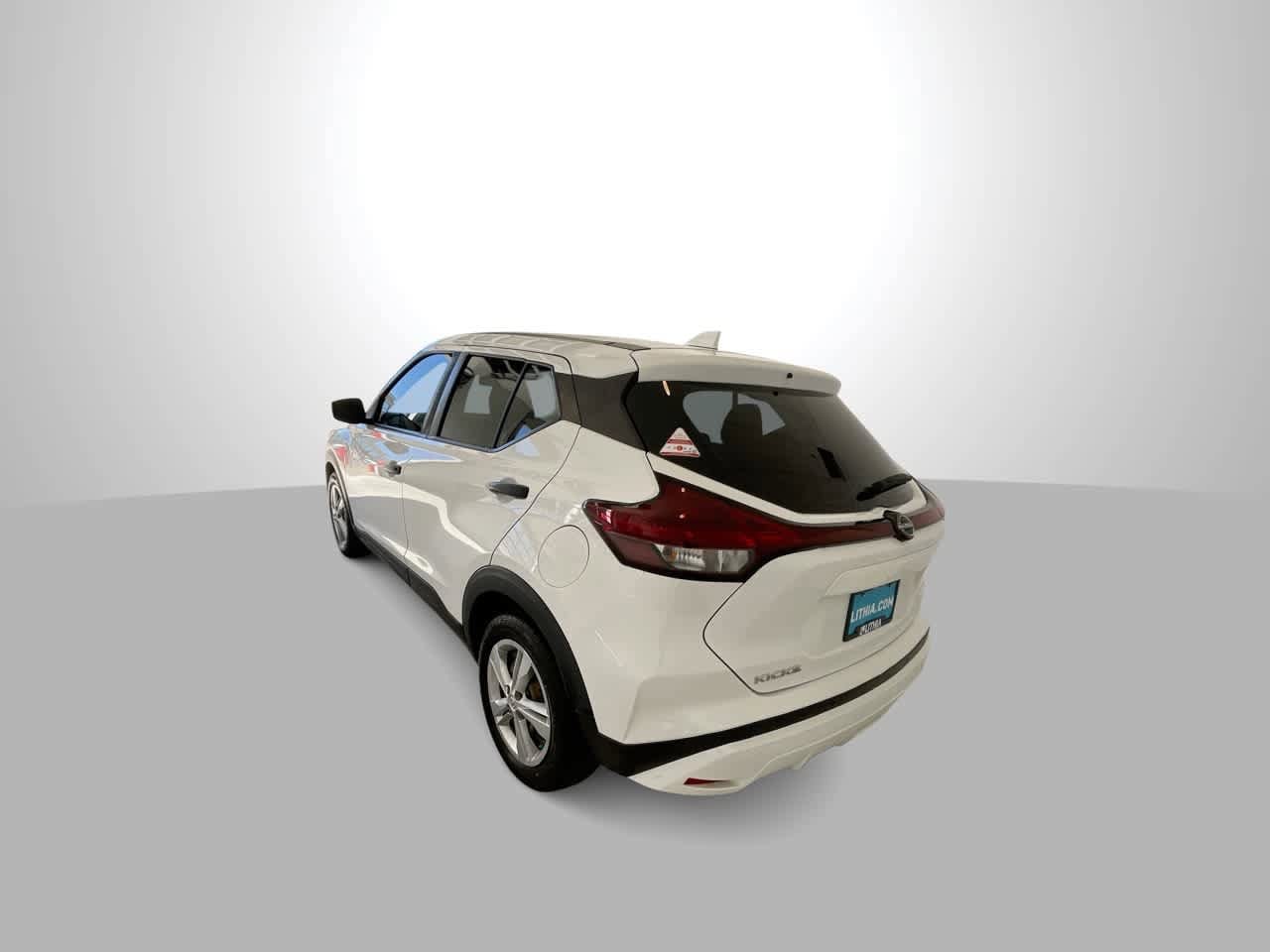 Thumbnail: 2022 Nissan Kicks - 6