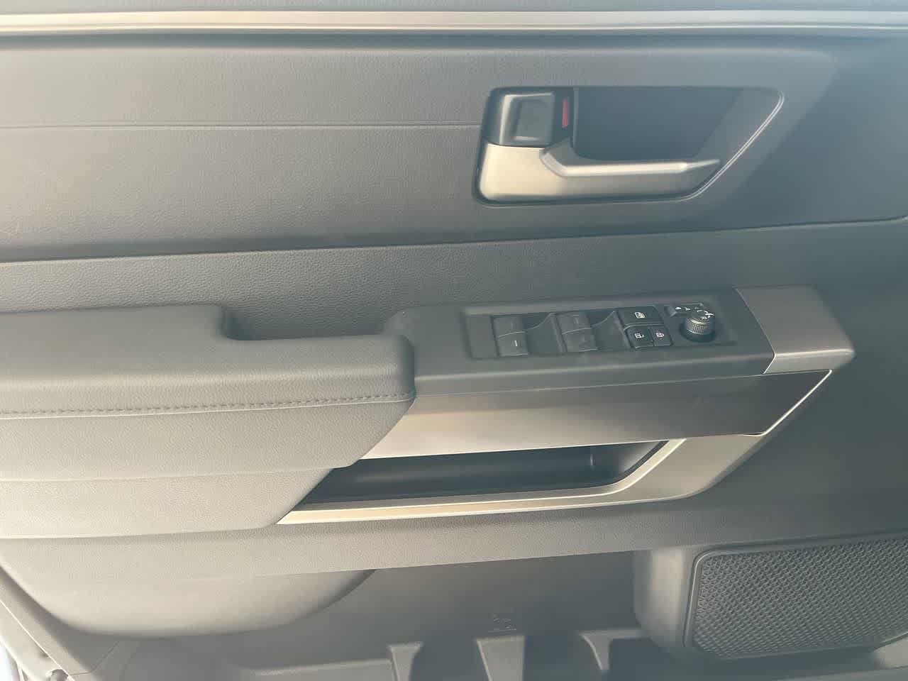2026 Toyota Tundra SR5 - Photo 13