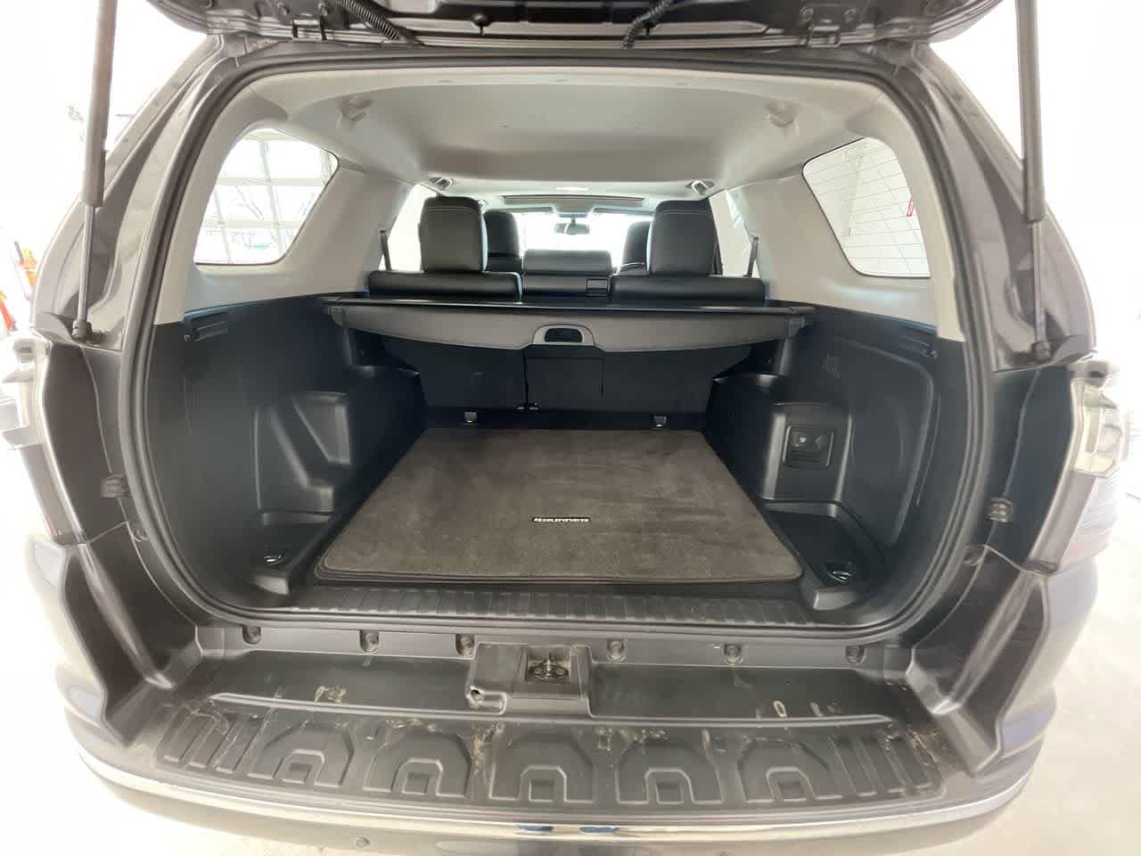 Thumbnail: 2019 Toyota 4Runner - 24