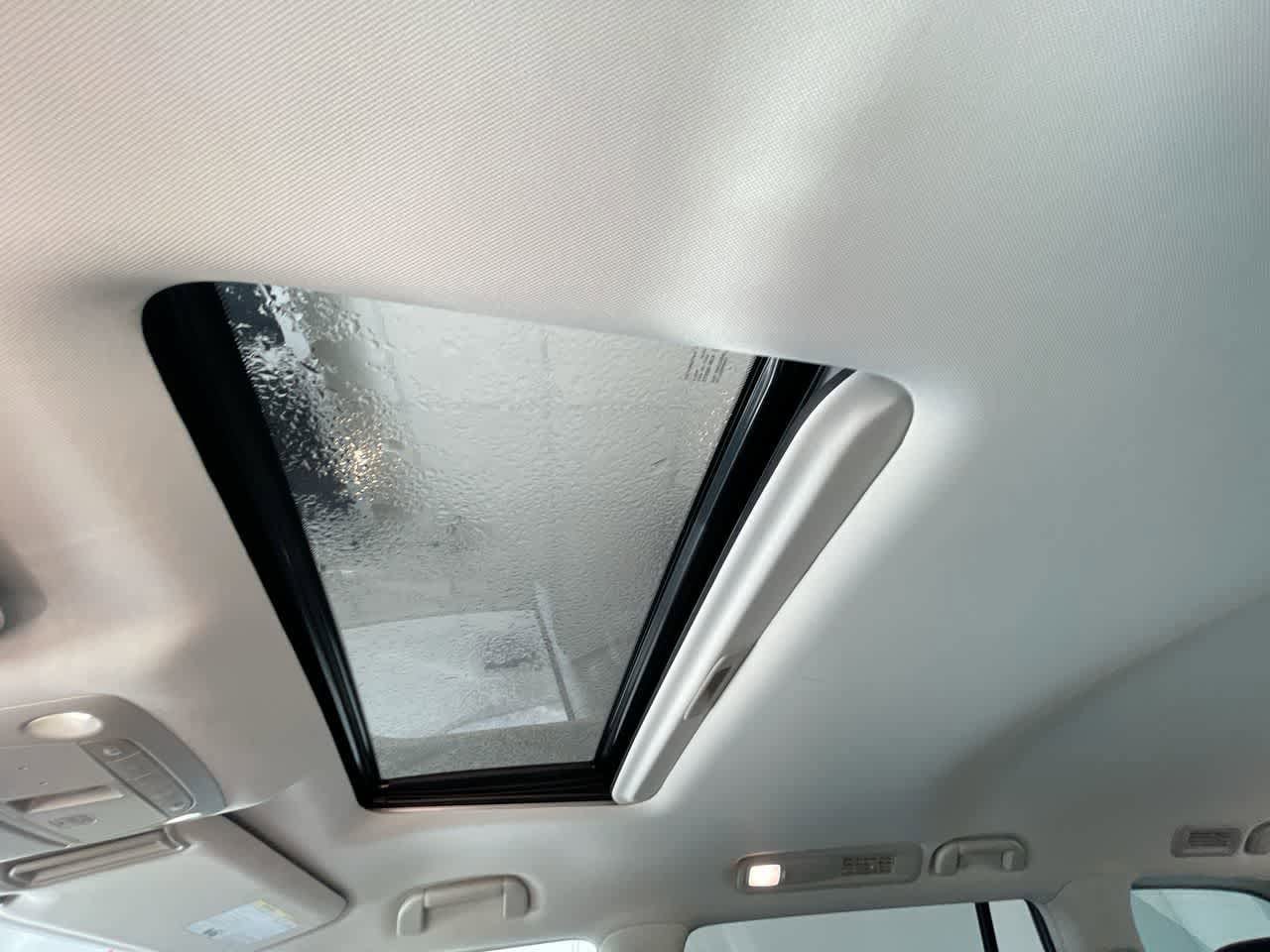 Thumbnail: 2022 Nissan Armada - 22