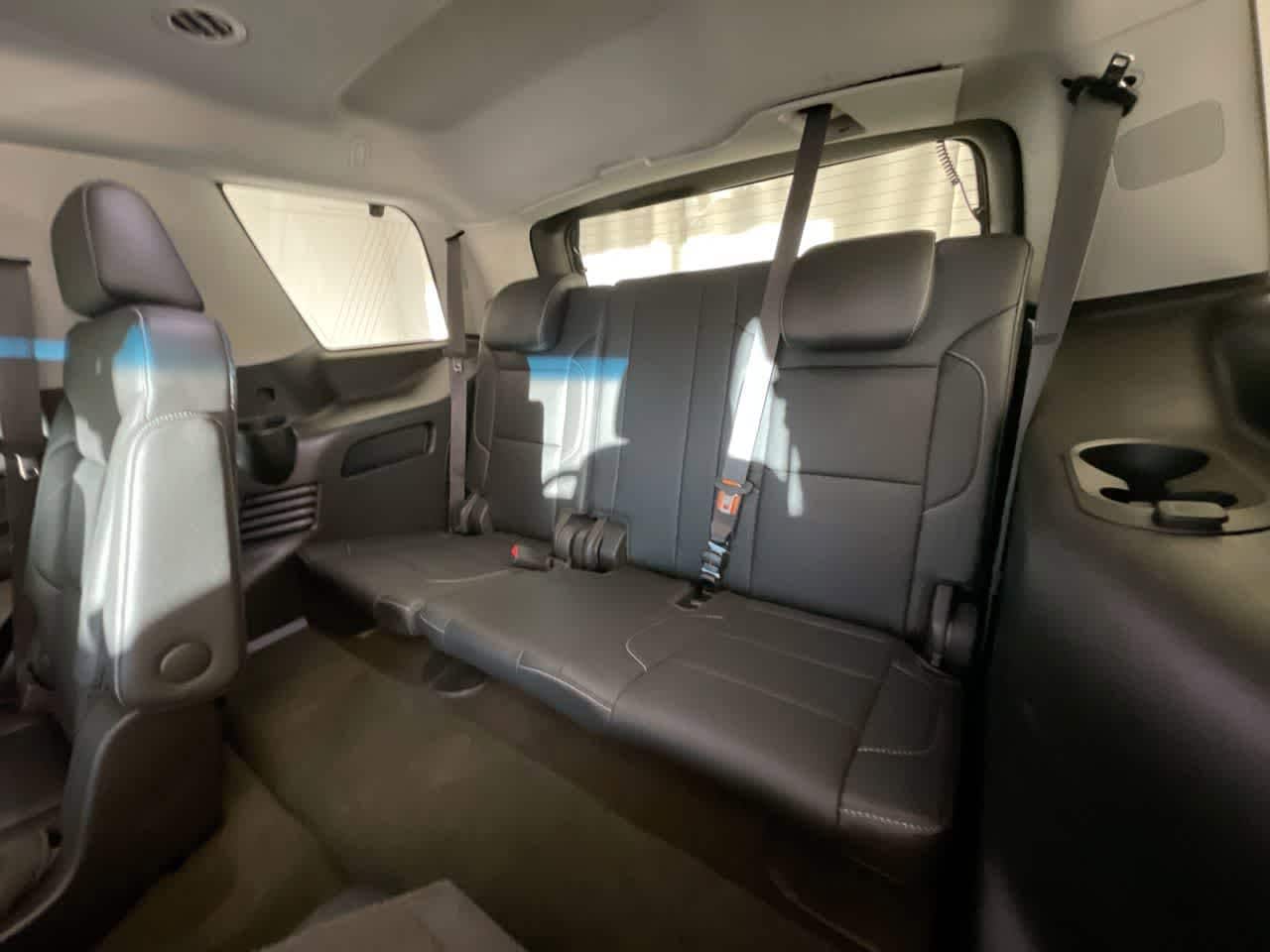 Thumbnail: 2018 Chevrolet Tahoe - 24