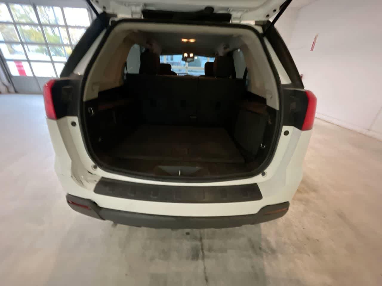 Thumbnail: 2012 GMC Terrain - 22