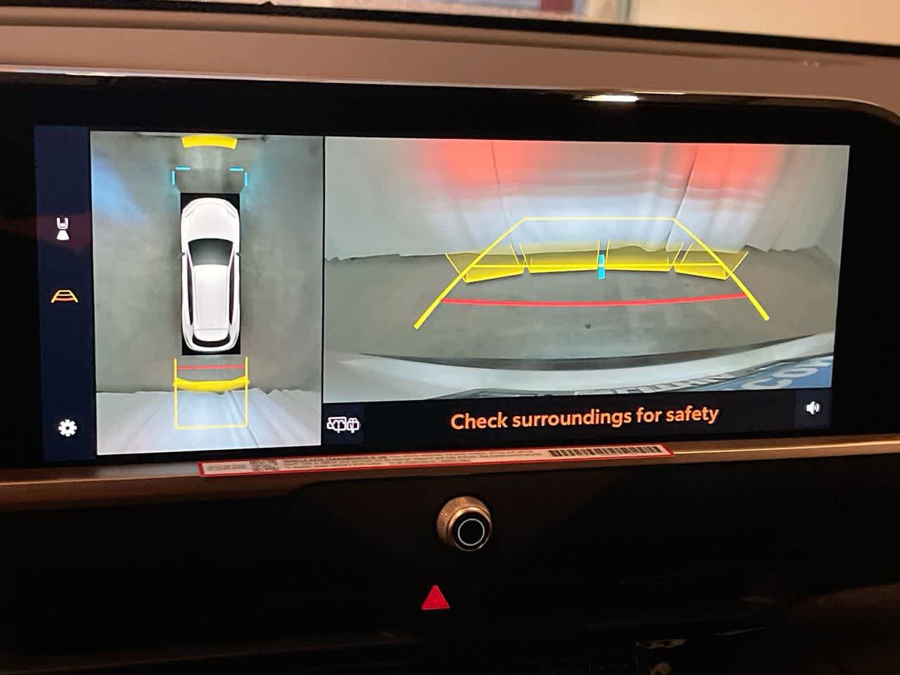 Thumbnail: 2025 Toyota Crown Signia - 17