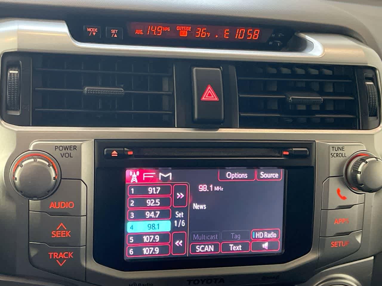 Thumbnail: 2013 Toyota 4Runner - 16