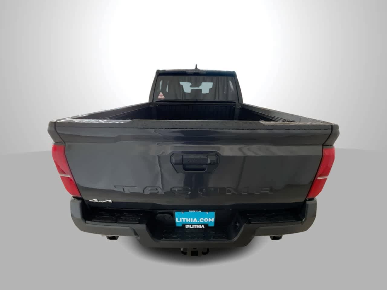 2026 Toyota Tacoma SR5 - Photo 7