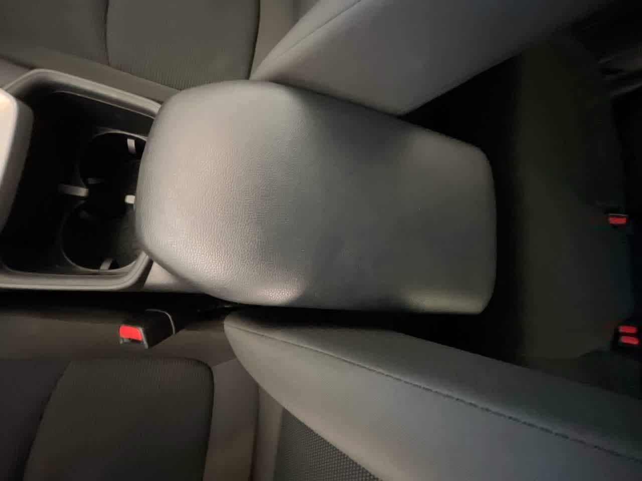 Thumbnail: 2024 Toyota RAV4 - 21