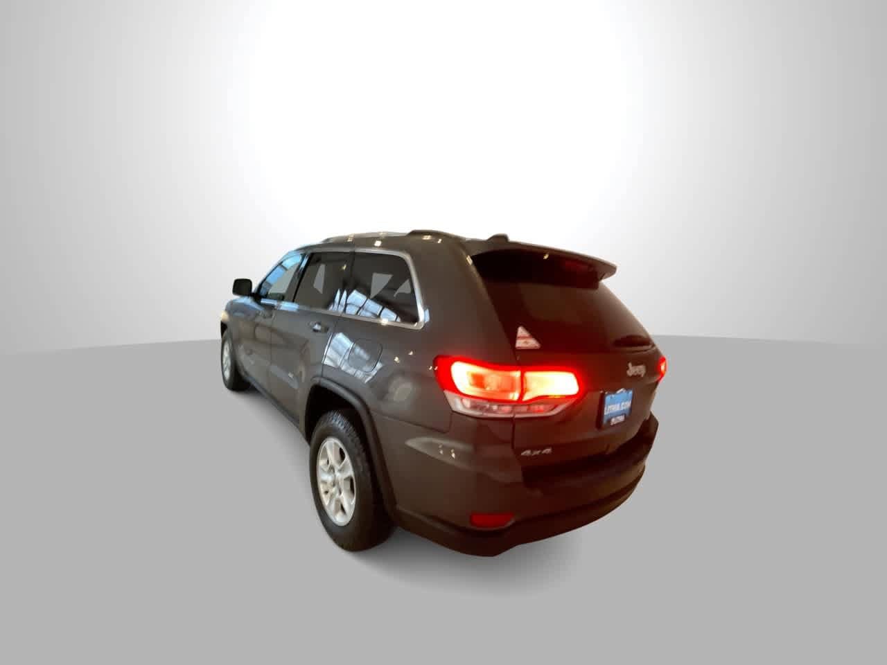 Thumbnail: 2017 Jeep Grand Cherokee - 6