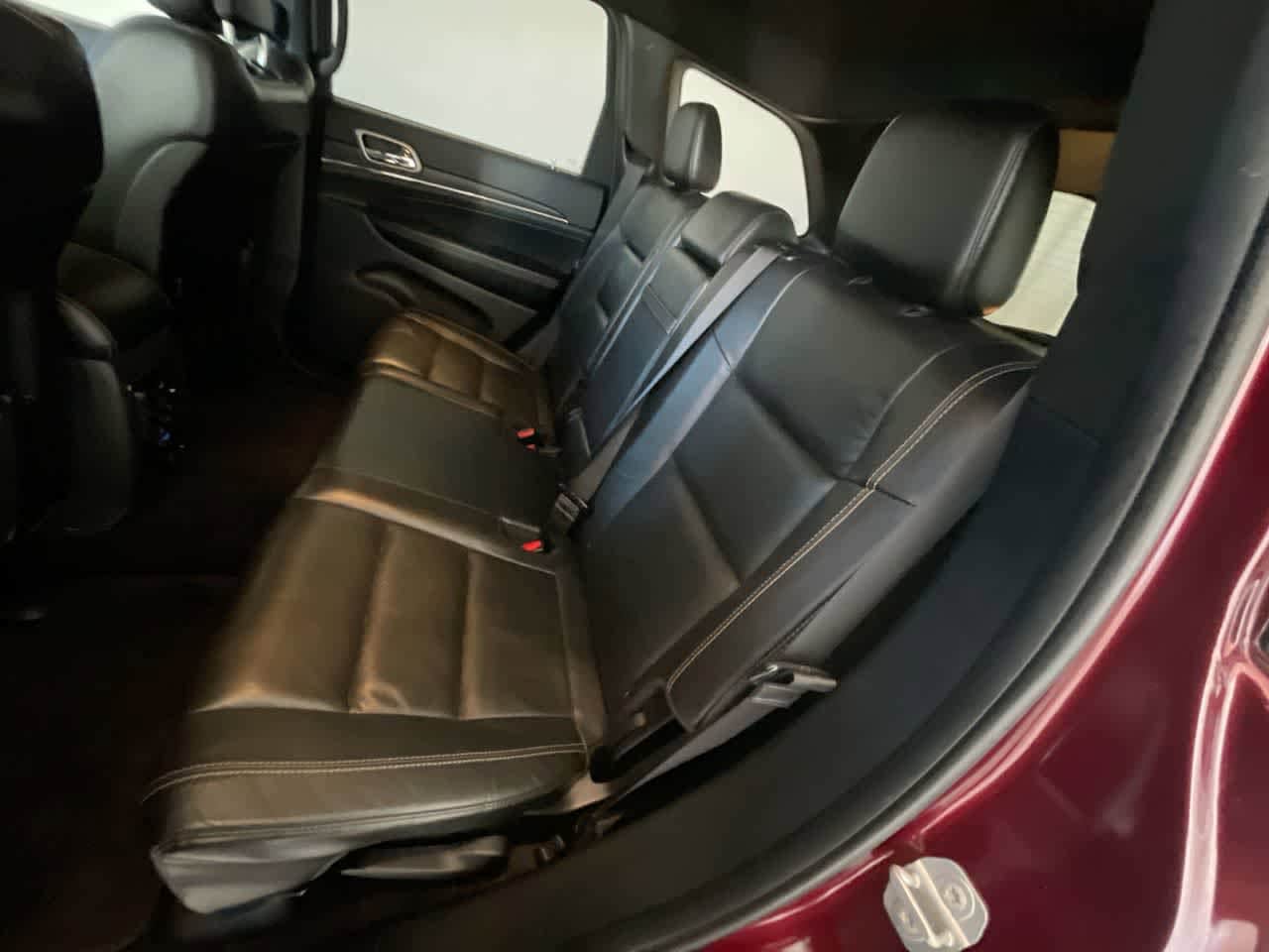 Thumbnail: 2017 Jeep Grand Cherokee - 22