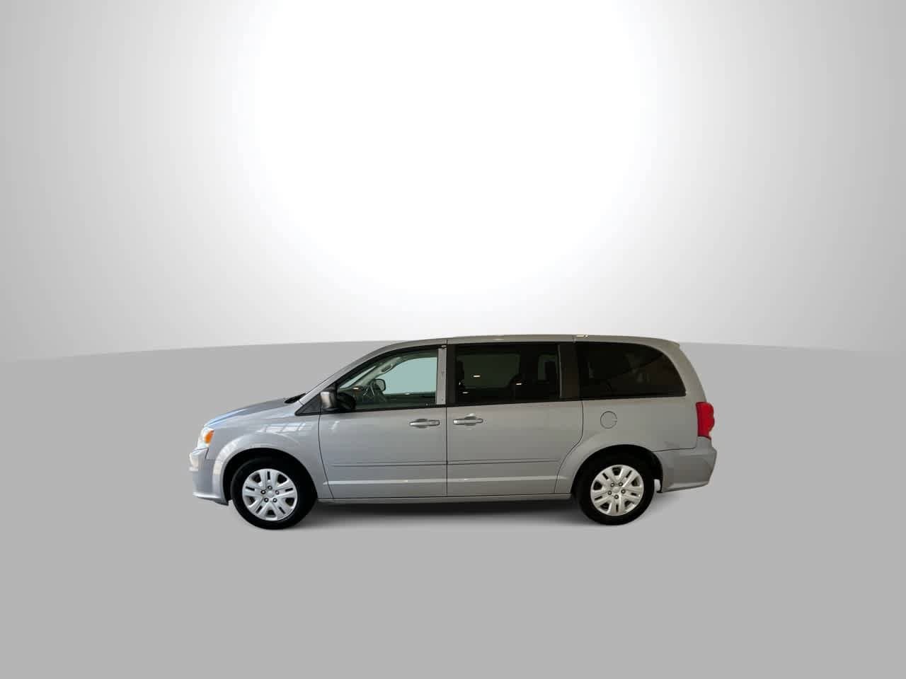 Thumbnail: 2017 Dodge Grand Caravan - 5