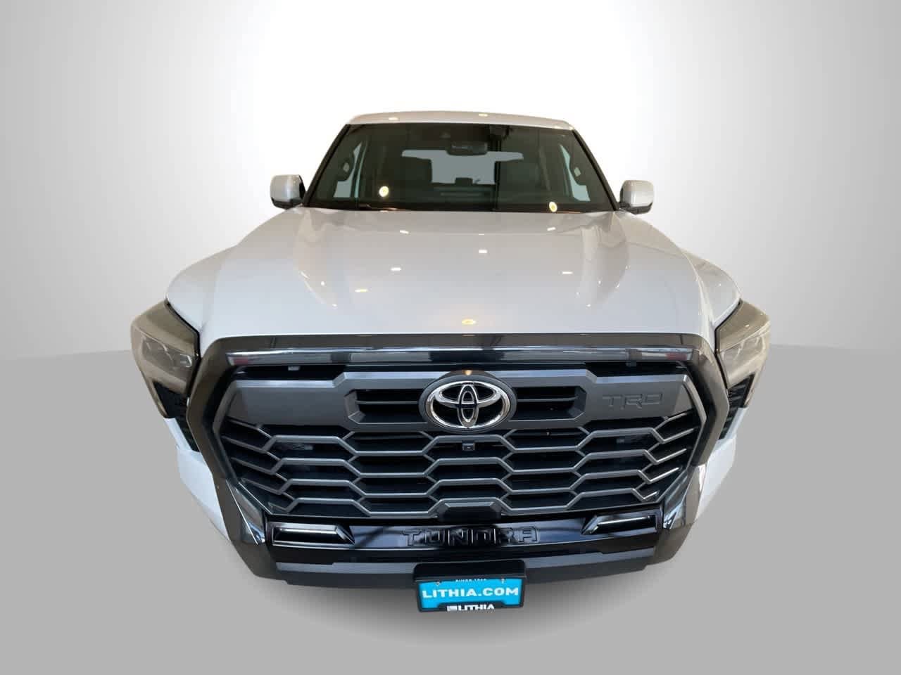Thumbnail: 2025 Toyota Tundra - 3