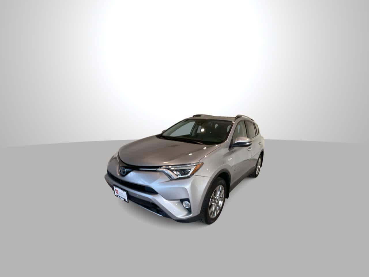 Thumbnail: 2017 Toyota RAV4 - 4