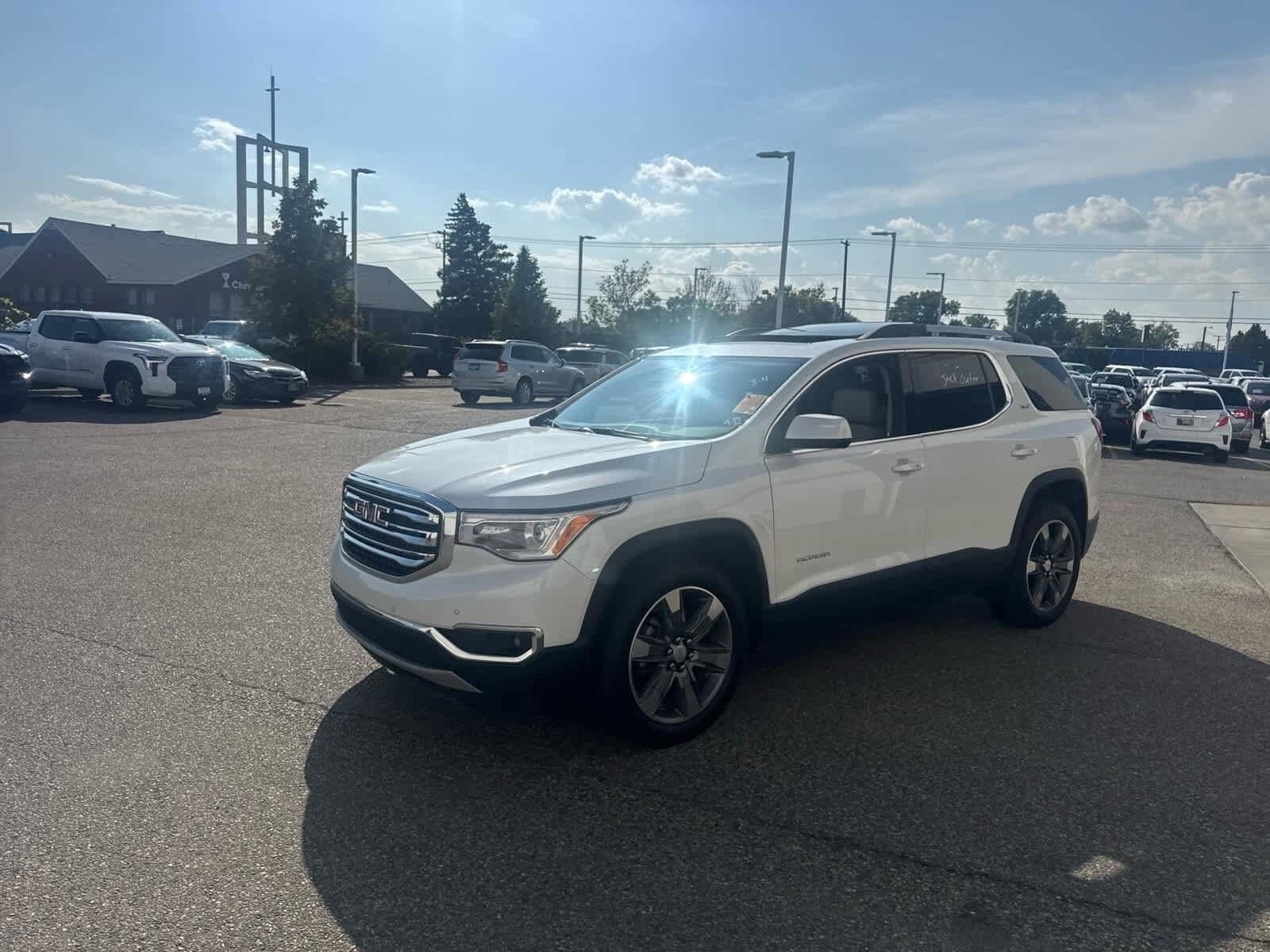 Thumbnail: 2017 GMC Acadia - 25