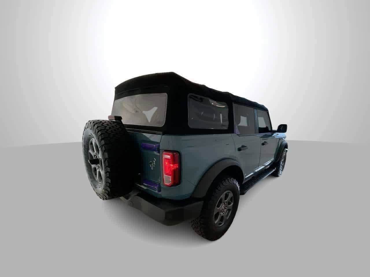 Thumbnail: 2022 Ford Bronco - 6