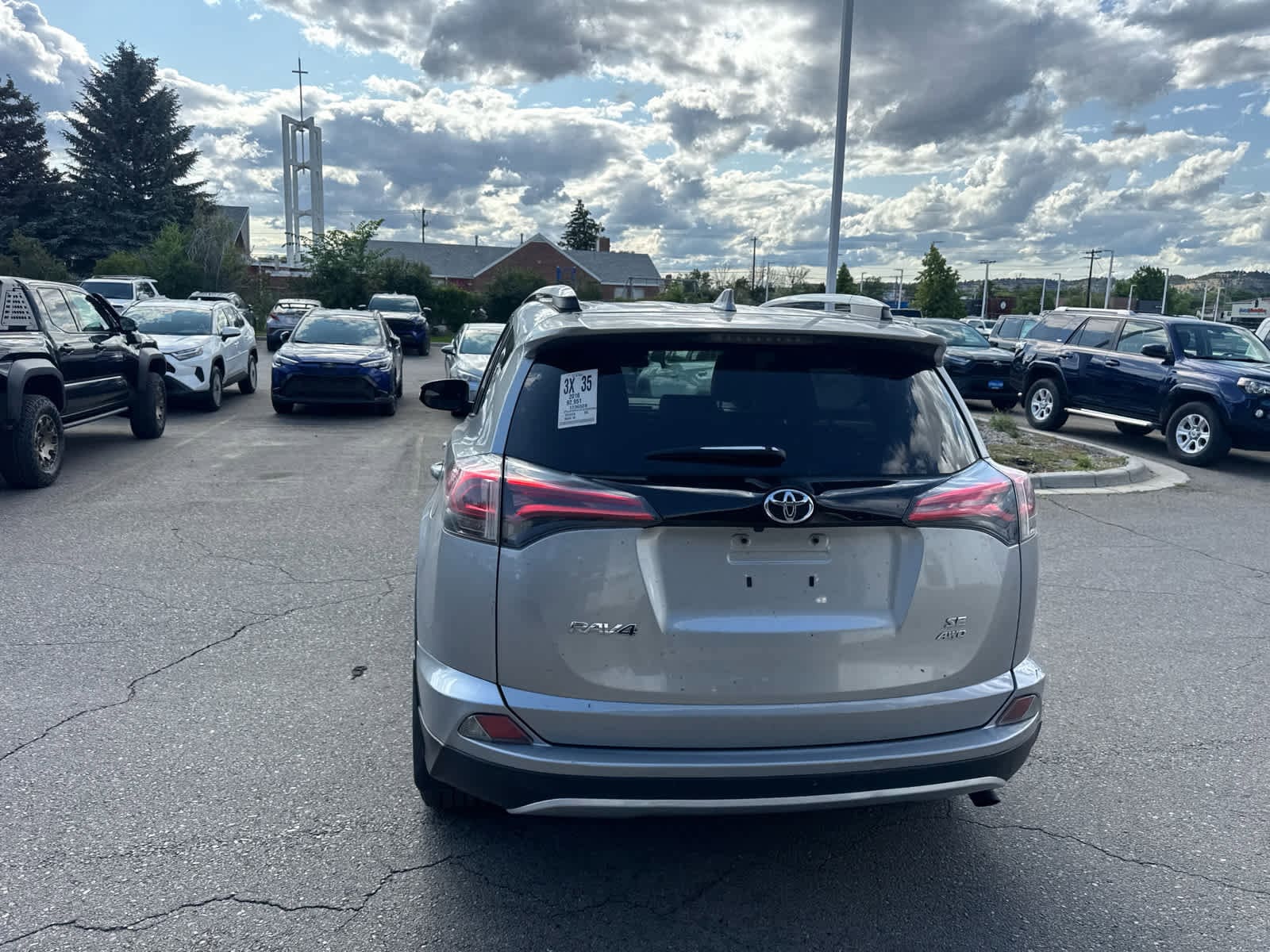 Thumbnail: 2016 Toyota RAV4 - 19