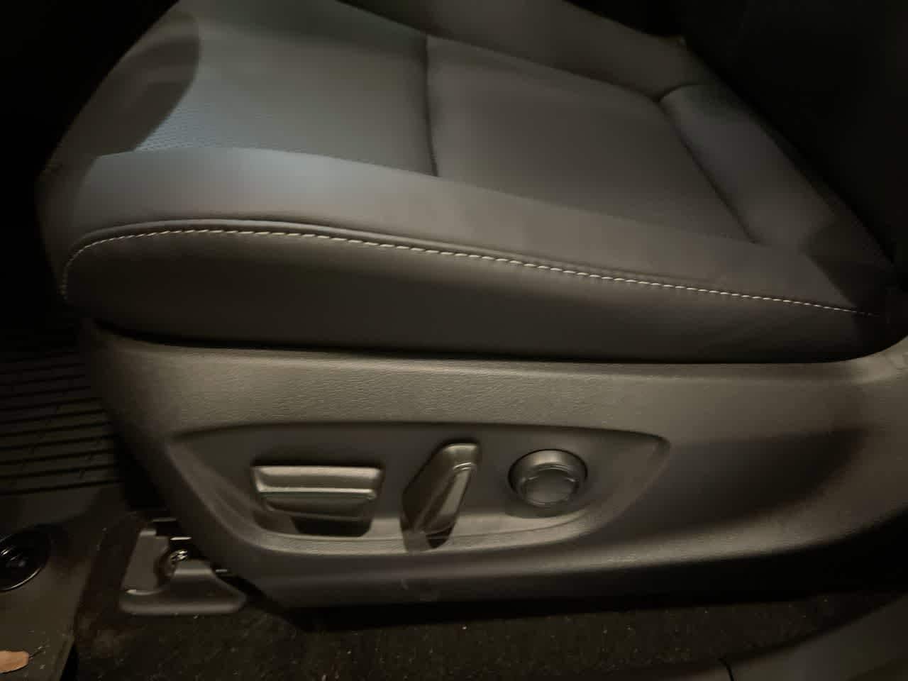 Thumbnail: 2025 Toyota Crown Signia - 12