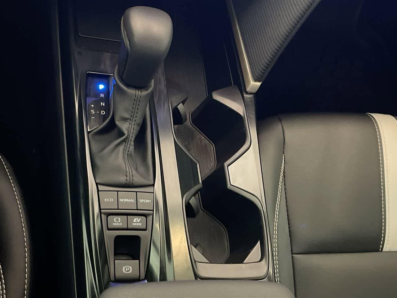 Thumbnail: 2025 Toyota Camry - 20