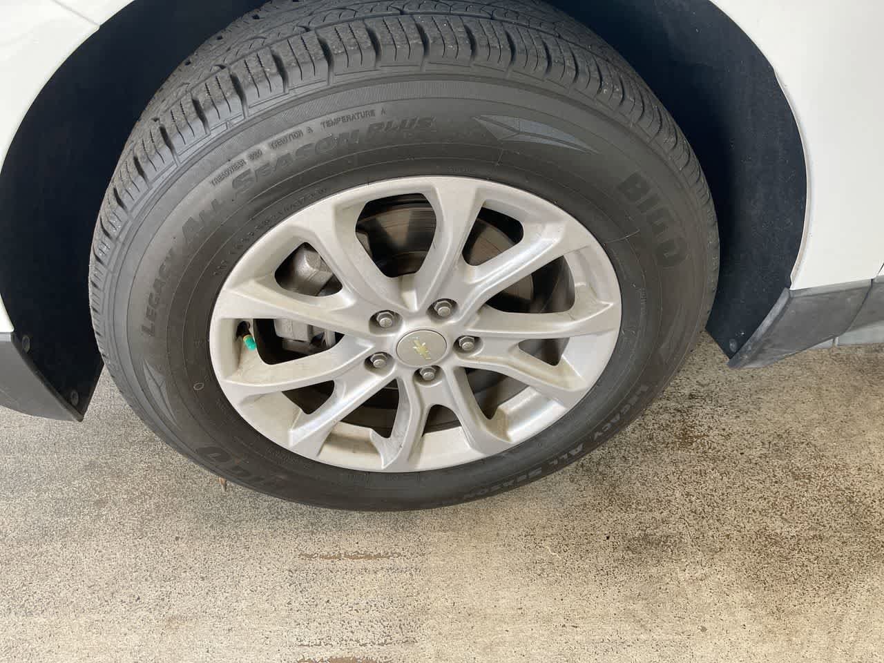 Thumbnail: 2019 Chevrolet Equinox - 10