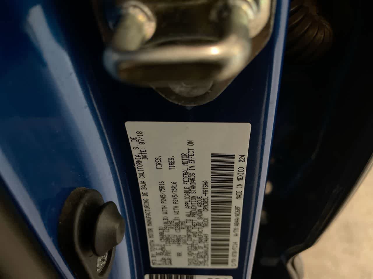 Thumbnail: 2018 Toyota Tacoma - 27