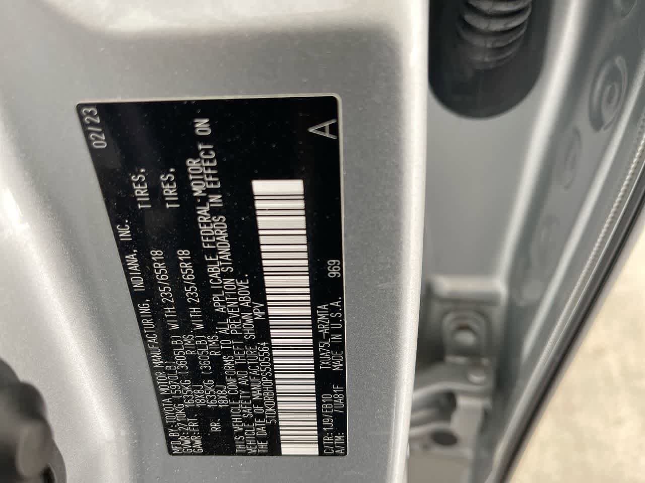 Thumbnail: 2023 Toyota Highlander - 29