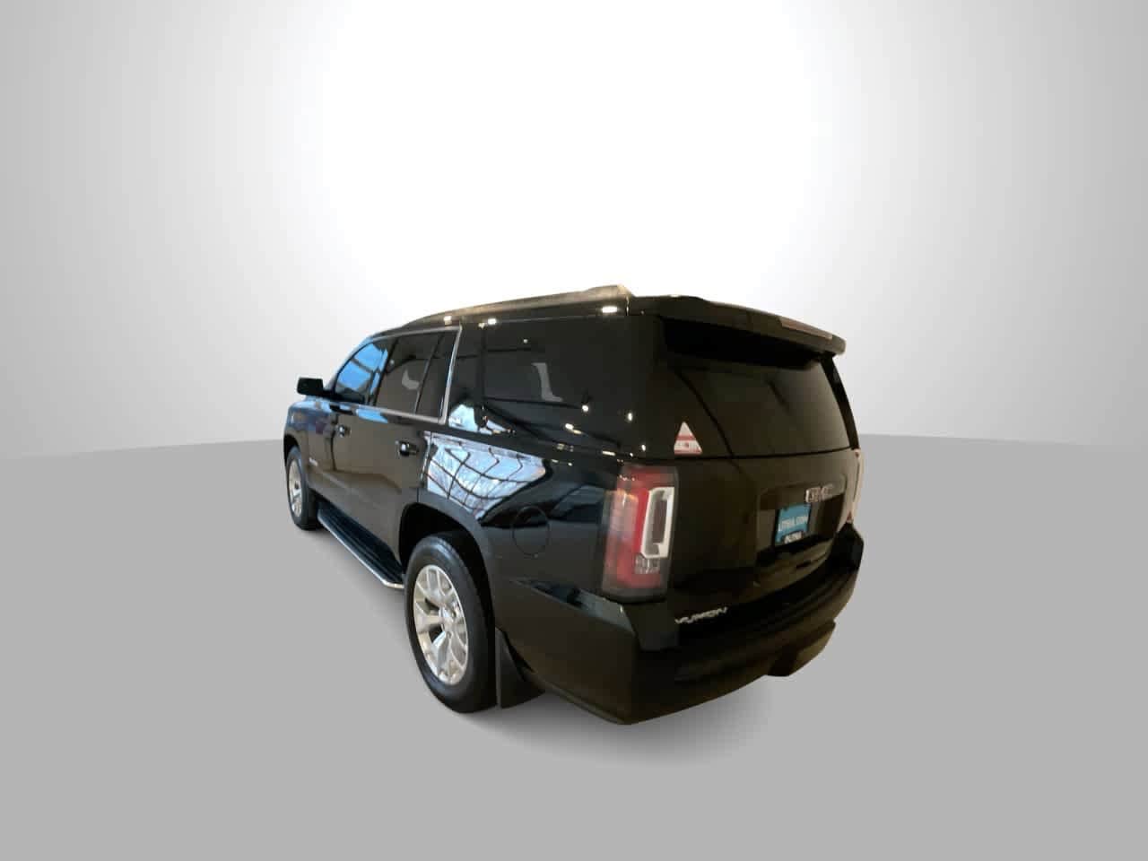 Thumbnail: 2017 GMC Yukon - 6