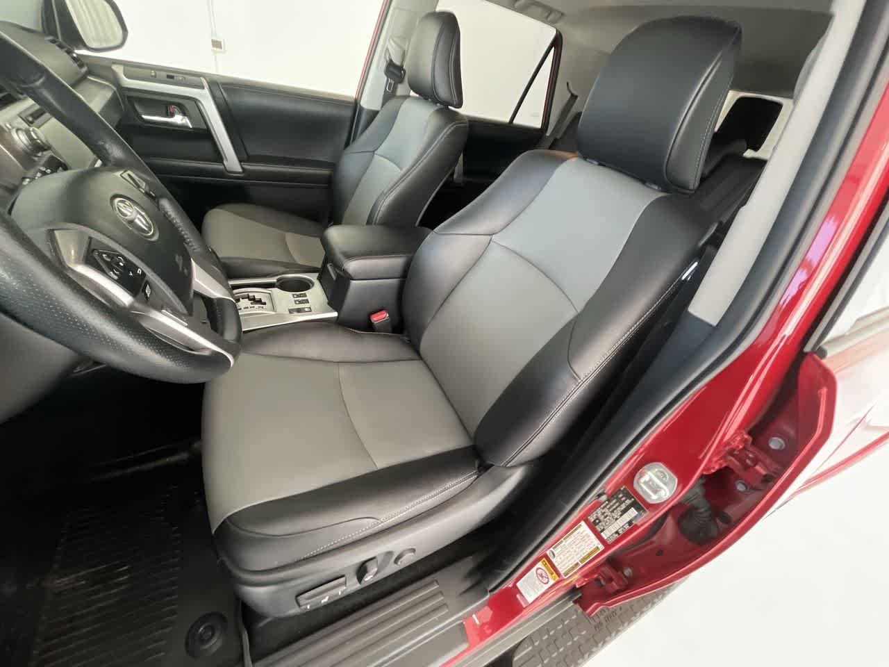 2018 Toyota 4Runner SR5 11