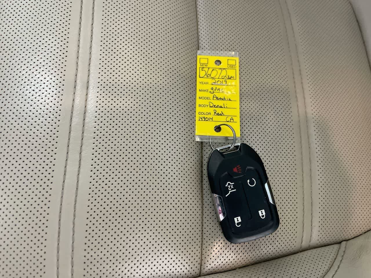 Thumbnail: 2019 GMC Acadia - 28