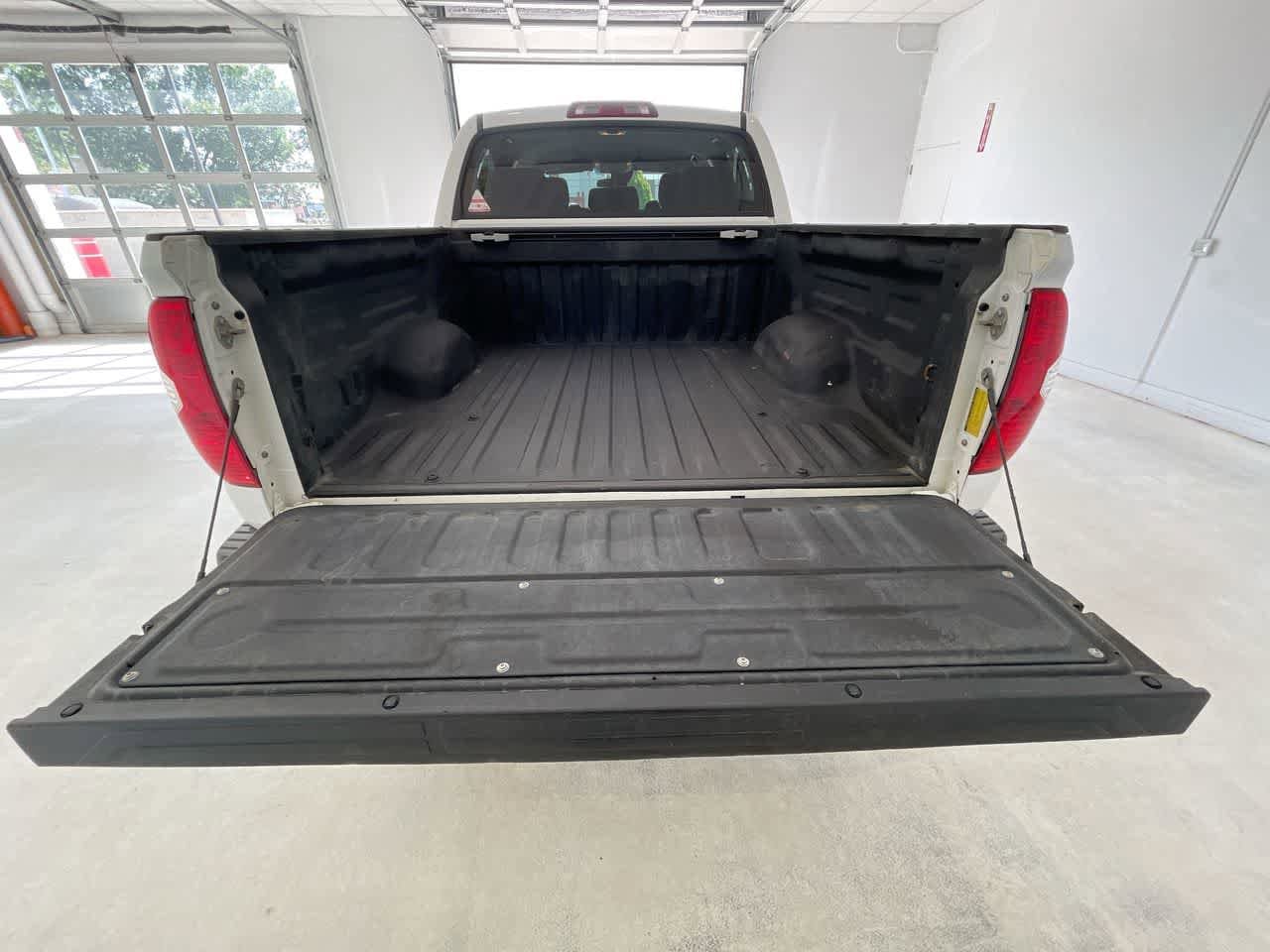 Thumbnail: 2019 Toyota Tundra - 22