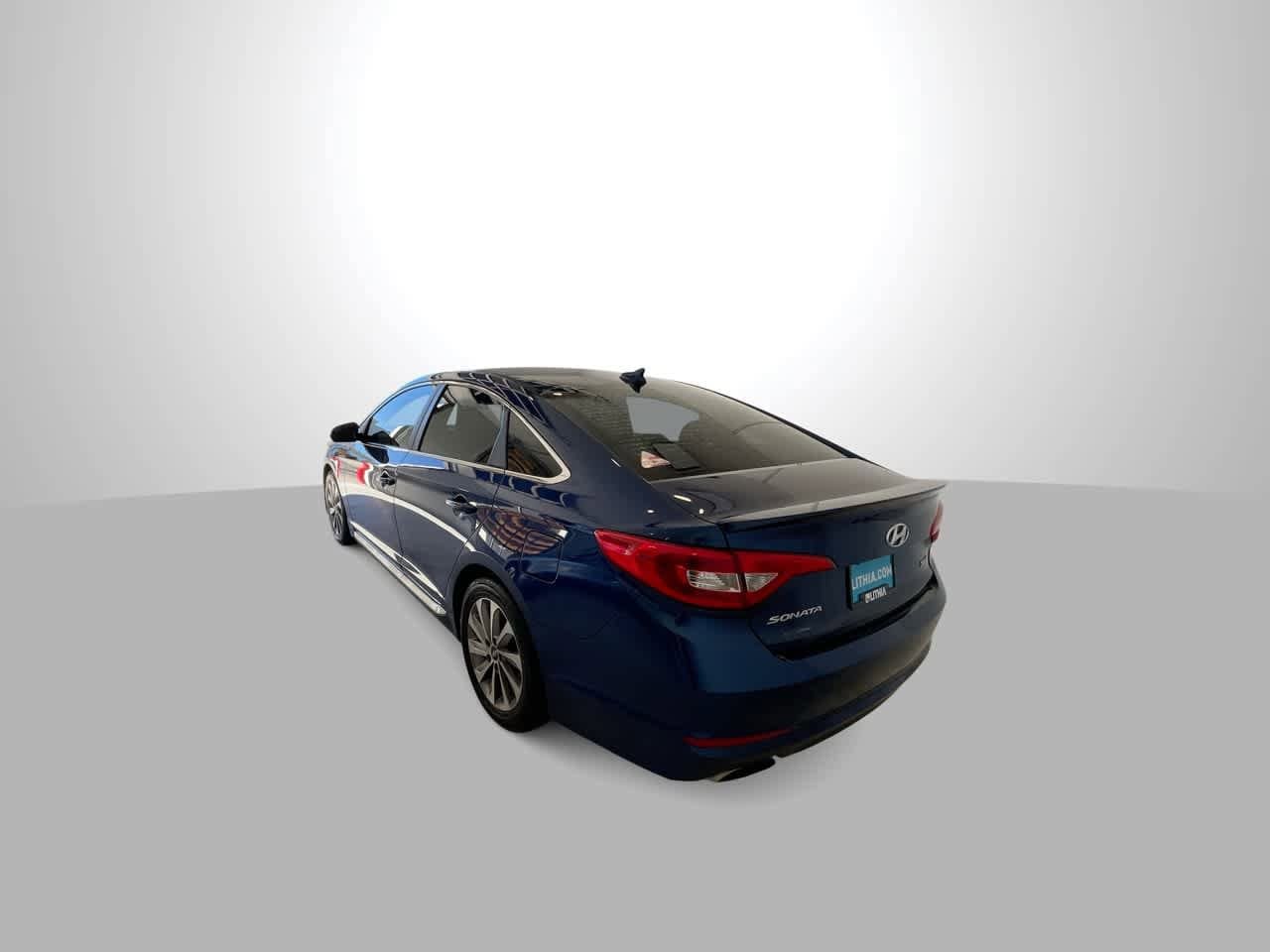 Thumbnail: 2017 Hyundai Sonata - 6