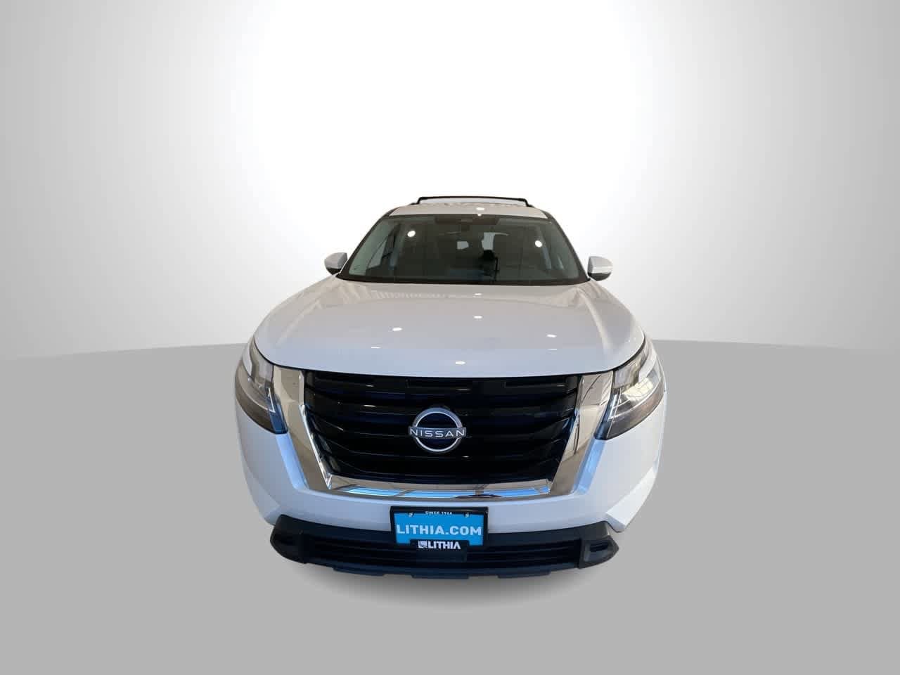 Thumbnail: 2022 Nissan Pathfinder - 3