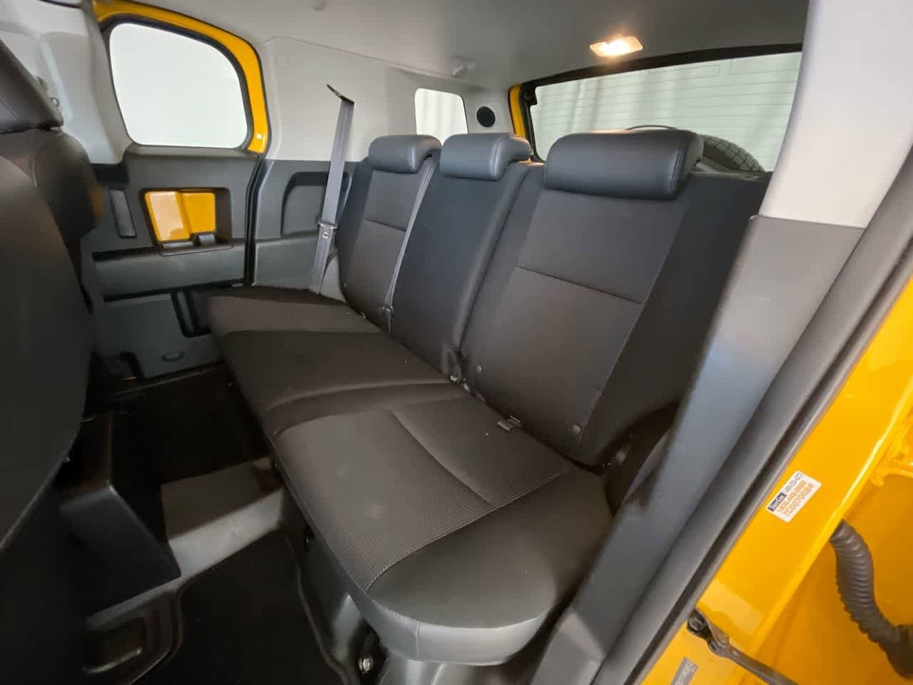 Thumbnail: 2009 Toyota FJ Cruiser - 21