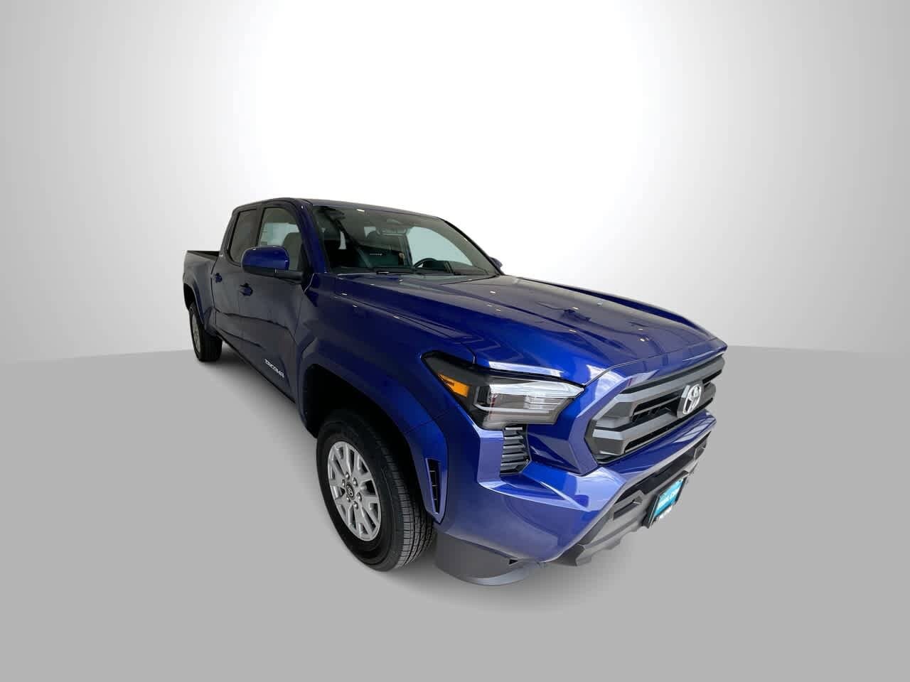 2025 Toyota Tacoma SR5 4x4 Long Bed photo 2