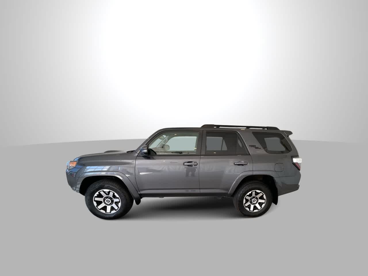 Thumbnail: 2020 Toyota 4Runner - 5