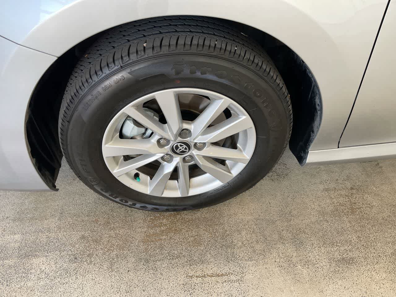 Thumbnail: 2025 Toyota Camry - 10