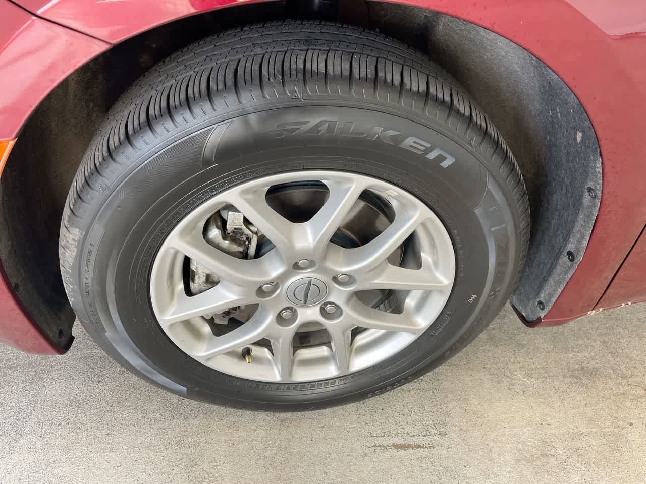 Thumbnail: 2023 Chrysler Voyager - 10