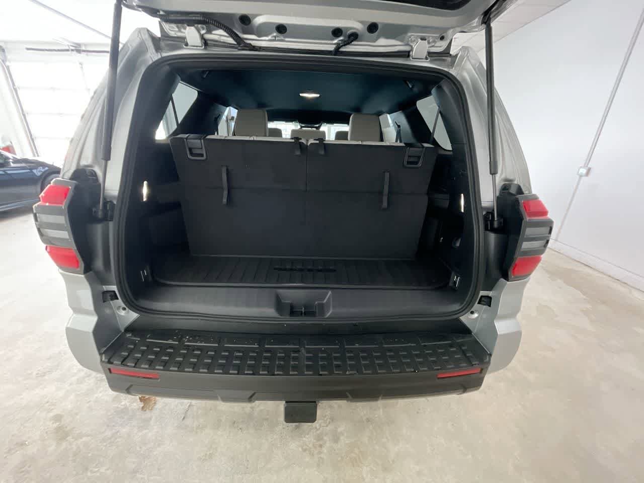 Thumbnail: 2025 Toyota 4Runner - 24