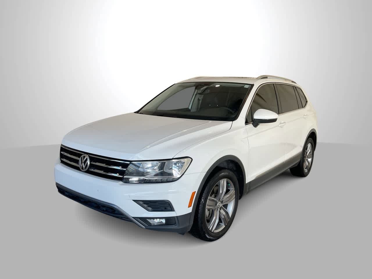 2021 Volkswagen Tiguan SEL's photo