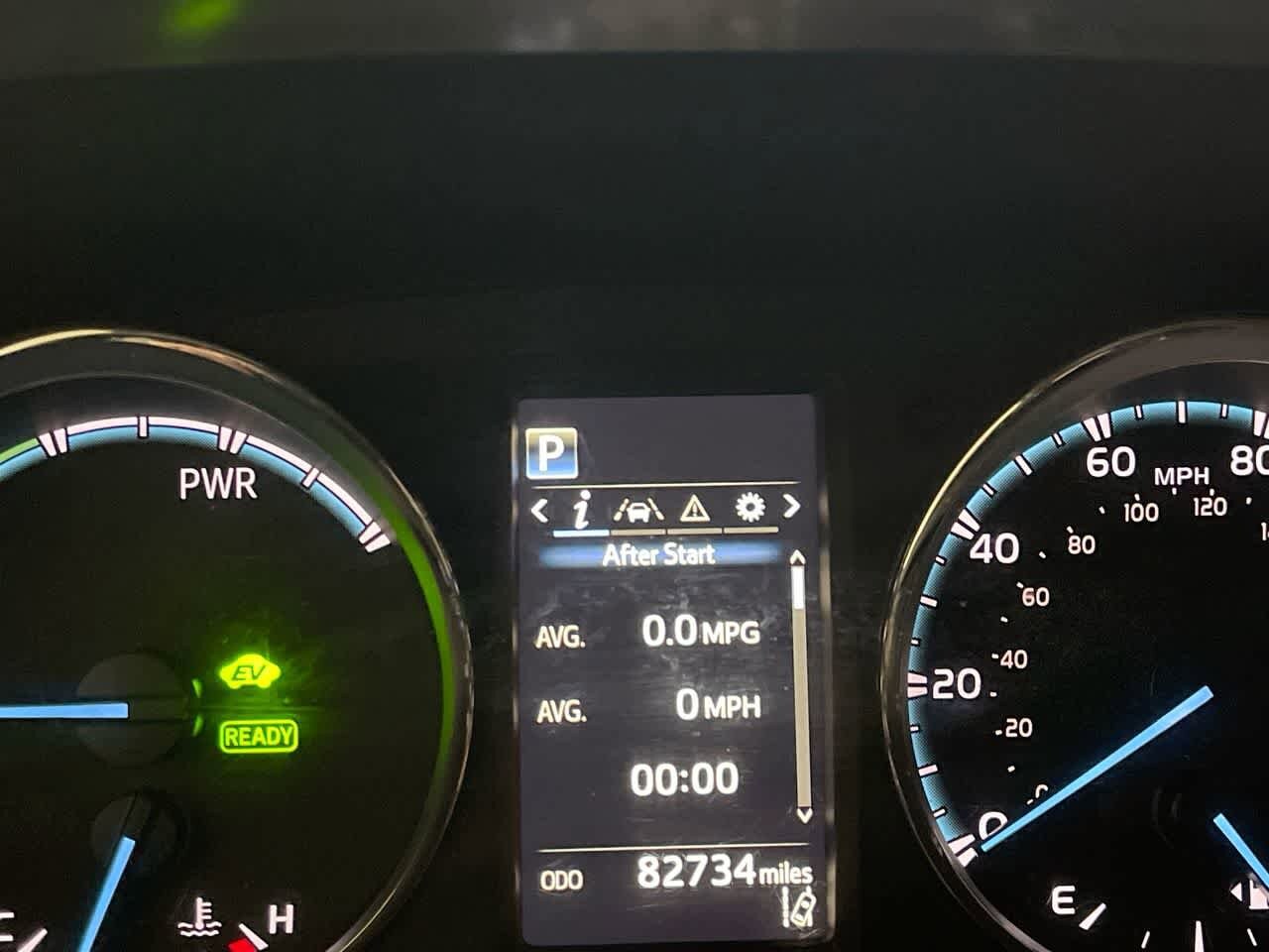 Thumbnail: 2018 Toyota RAV4 - 15