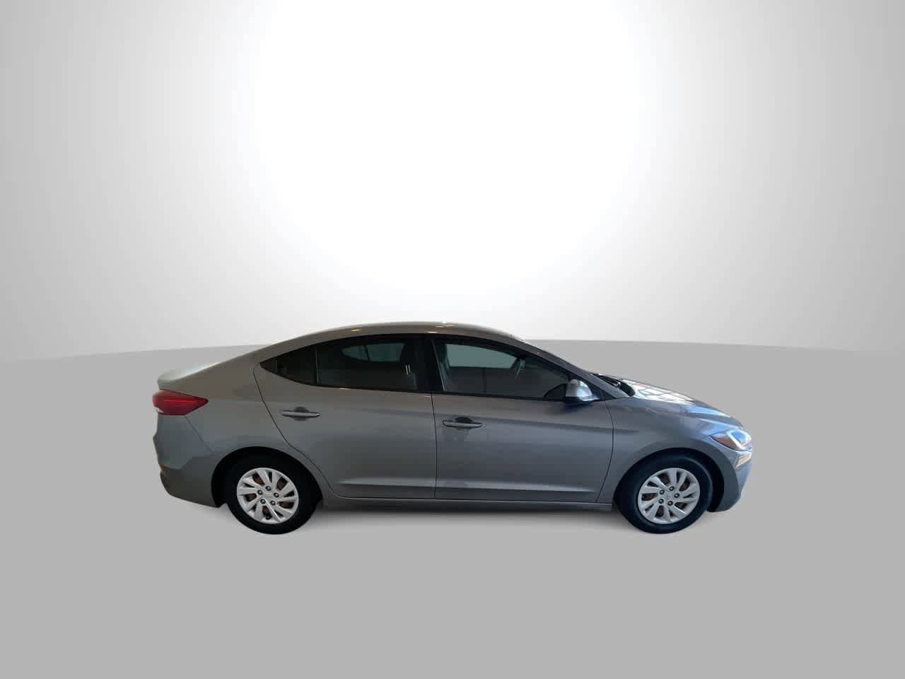 Thumbnail: 2018 Hyundai Elantra - 9