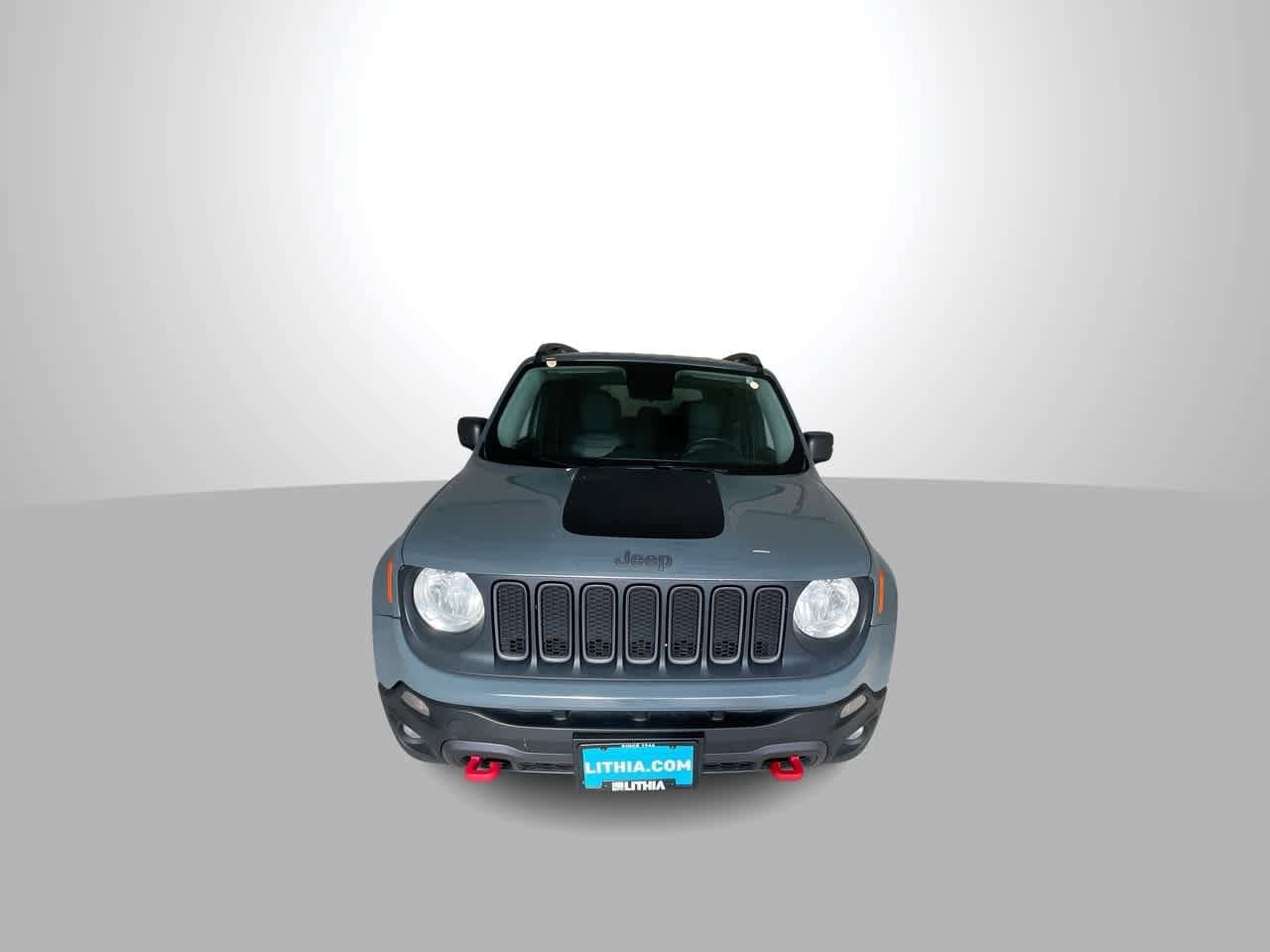 Thumbnail: 2015 Jeep Renegade - 3