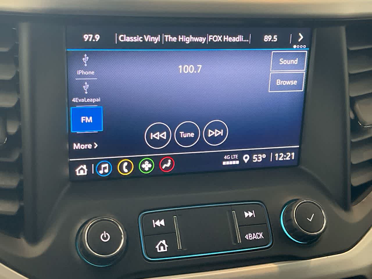 2020 GMC Acadia SLT - Photo 16