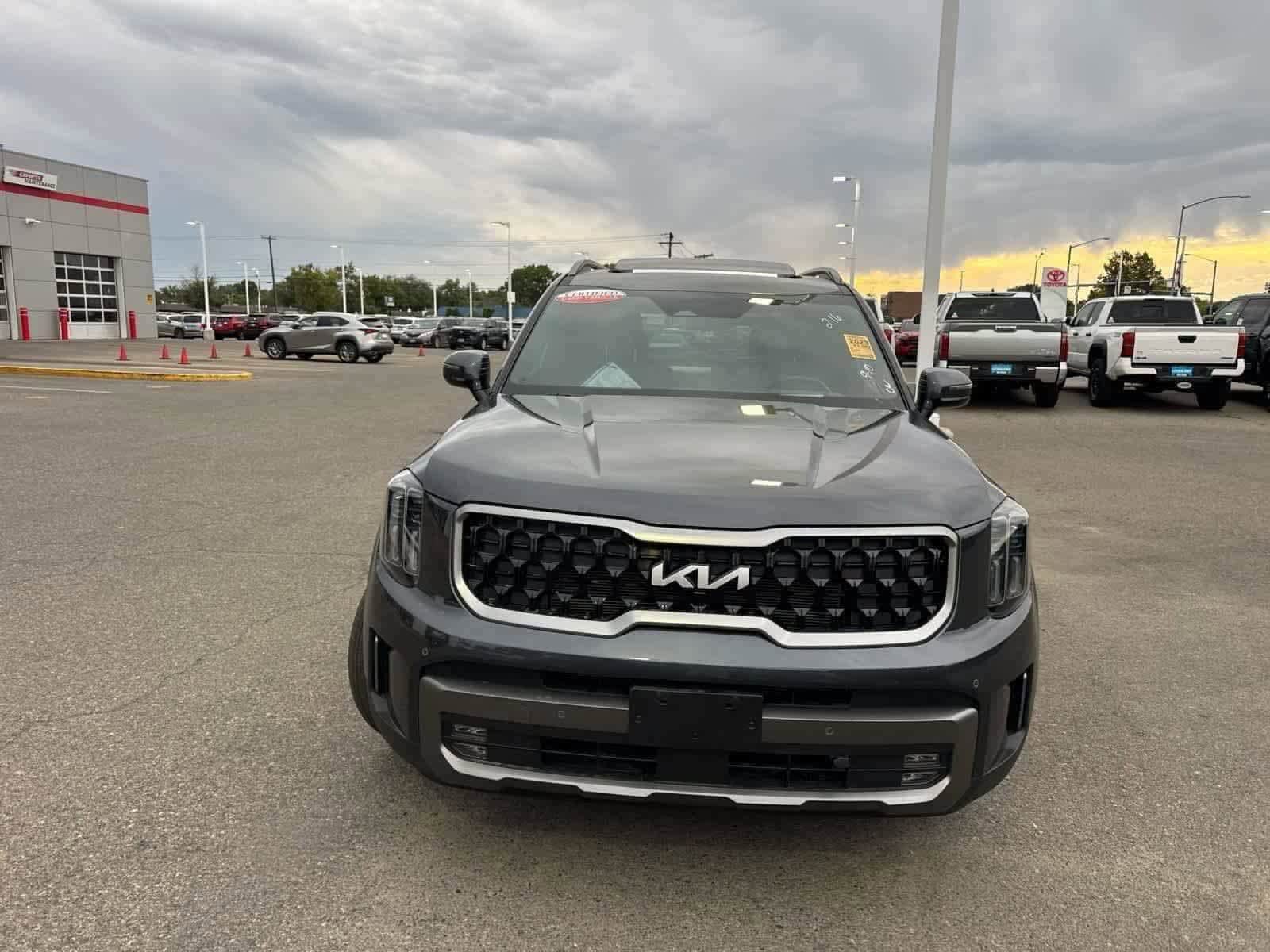 Thumbnail: 2023 Kia Telluride - 8