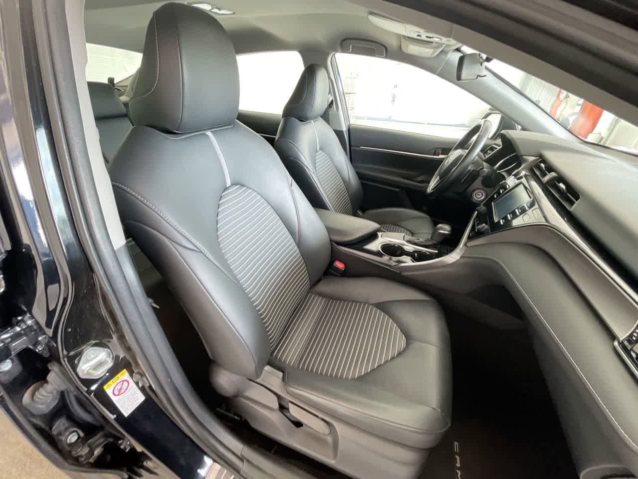 Thumbnail: 2019 Toyota Camry - 24