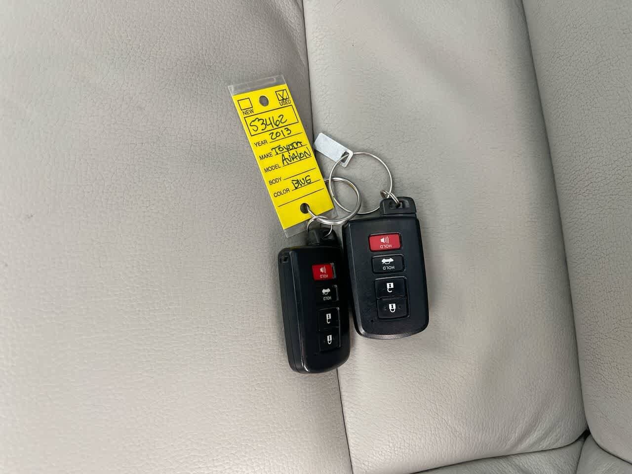 Thumbnail: 2013 Toyota Avalon - 27