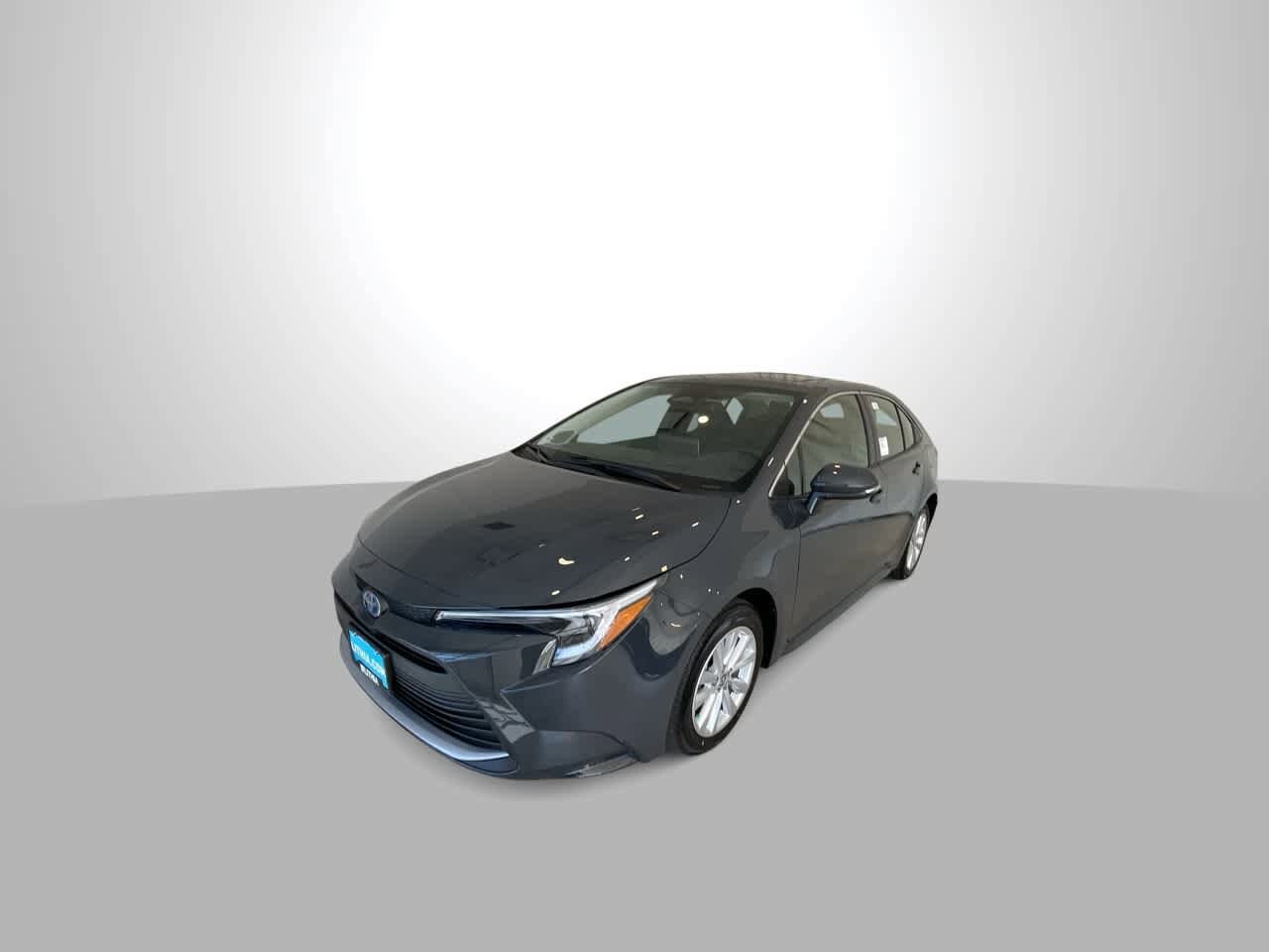 2025 Toyota Corolla Hybrid XLE photo 4