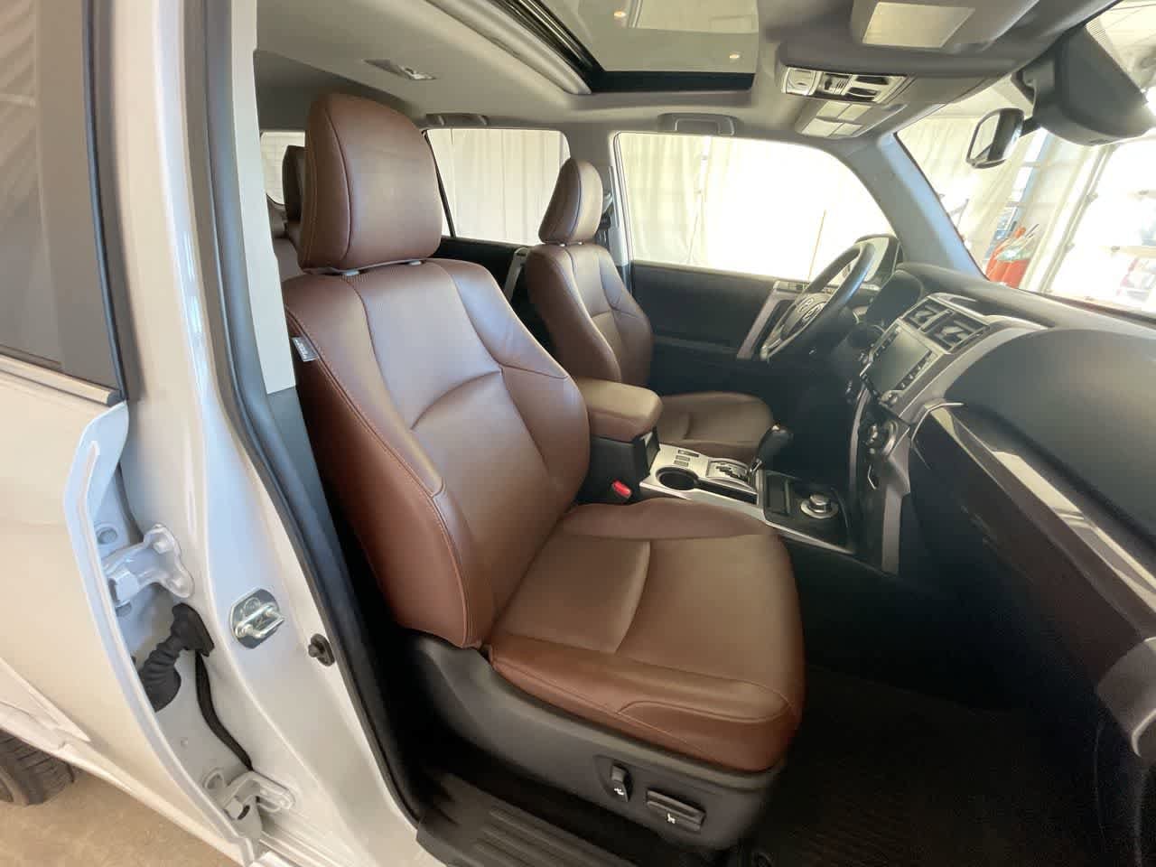 Thumbnail: 2024 Toyota 4Runner - 25