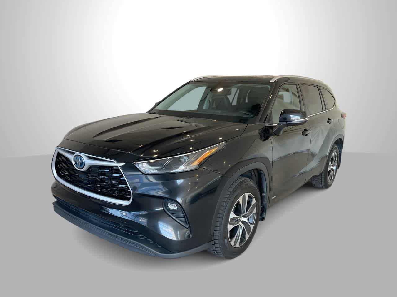 Thumbnail: 2022 Toyota Highlander - 1